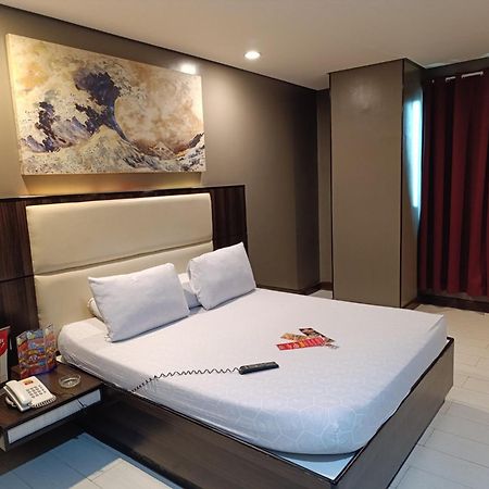 Hotel Sogo Quirino Manila Bagian luar foto